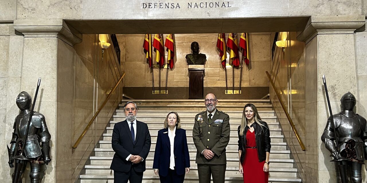 La Secretaria de Estado de Defensa presenta un el libro de la Fundación Círculo sobre Nuevas claves tecnológicas