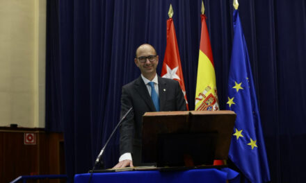 Manuel Sierra toma posesión como director de la ETSIT-UPM